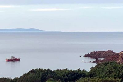 Il relitto sulla costa dell'Isola Rossa