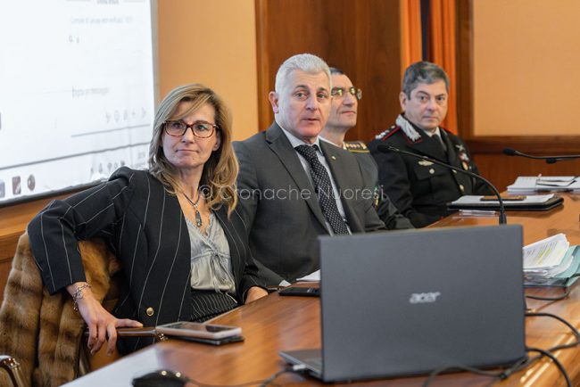 Nuoro. Istituzioni al vertice sulla sicurezza stradale (foto S.Novellu)