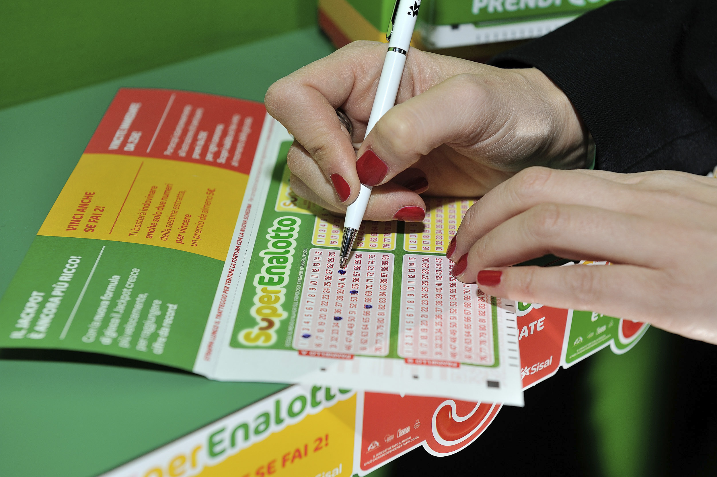 SuperEnalotto: a Tonara e Sestu centrati due “5” da oltre 12mila euro