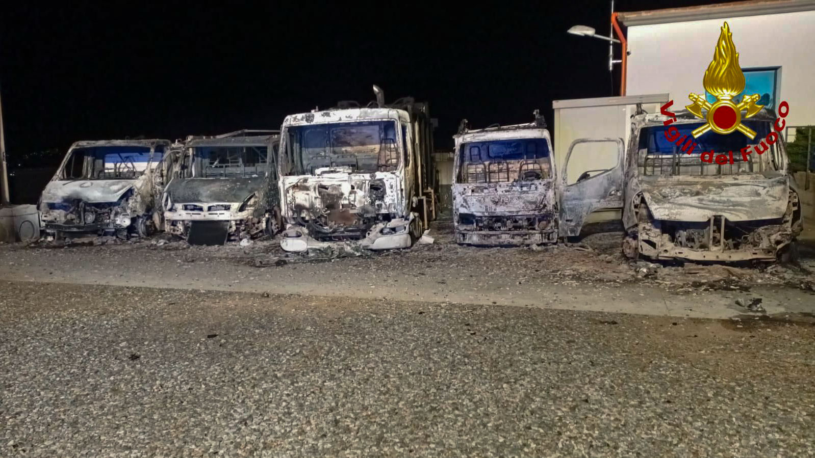 I compattatori distrutti a Lanusei