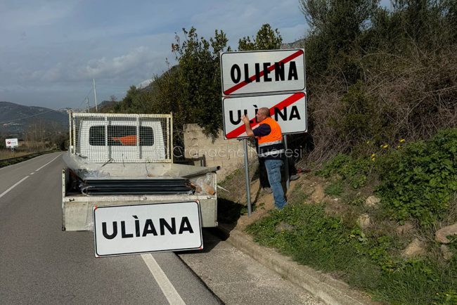 Oliena, sostituzione cartelli