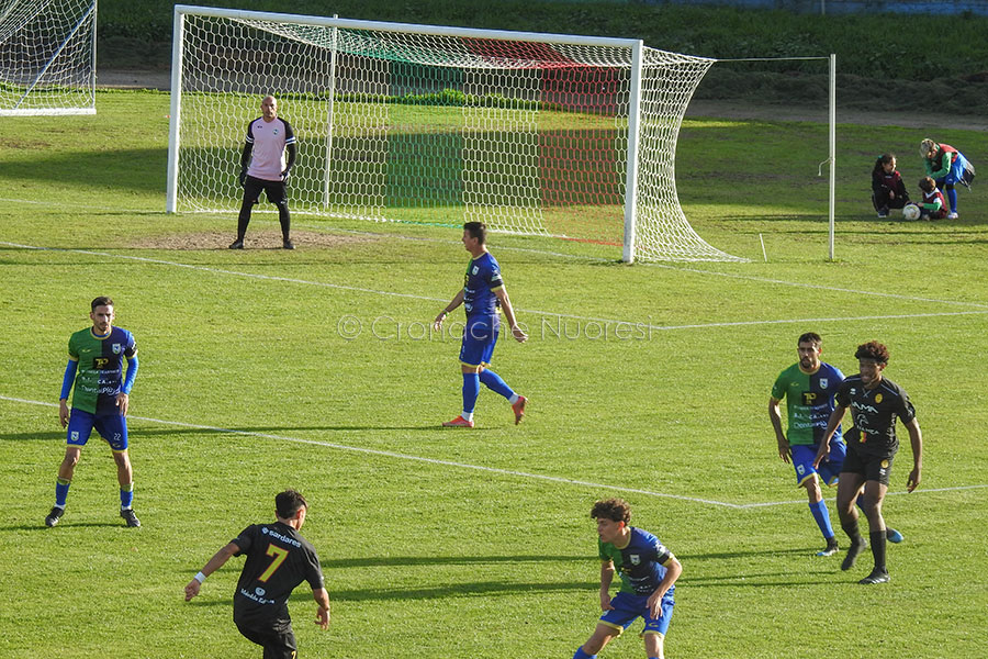 Nuoro. Stadio “Frogheri”: addio al prato erboso, 800mila euro per il nuovo manto sintetico