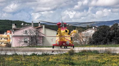 L'elisoccorso in fase di decollo da Nuoro (foto S.Novellu)