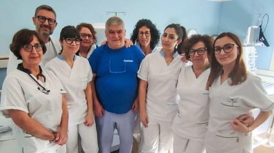 L'equipe del reparto di Nefrologia e Dialisi dell'ospedale di Lanusei