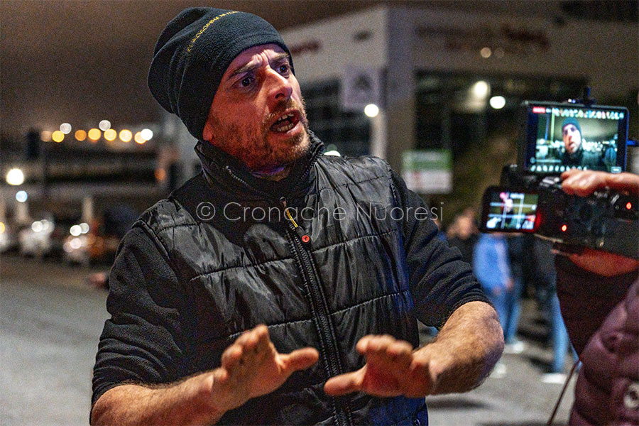 “Sei anni di inganni”. La protesta dei pastori: “La Regione continua a ignorarci”