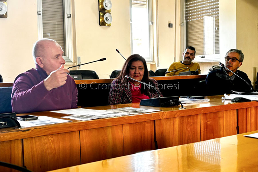 Macomer. Lavoratori degli enti locali uniti per il riconoscimento e la dignità