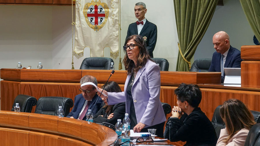 Il Governo impugna la legge sanitaria sarda: Todde annuncia battaglia