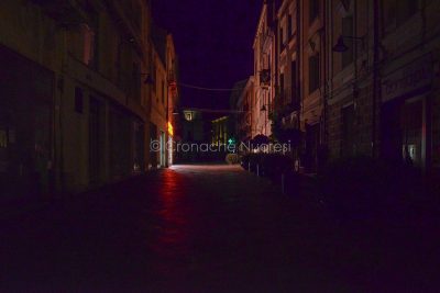 Il corso Garibaldi al buio (foto Nieddu)