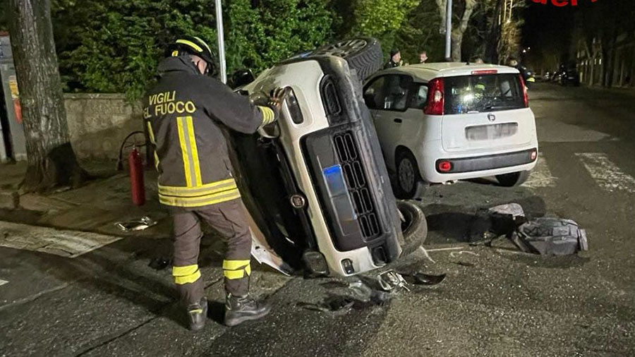 Nuoro. Scontro tra due Fiat Panda tra via Campania e via Piemonte: due feriti