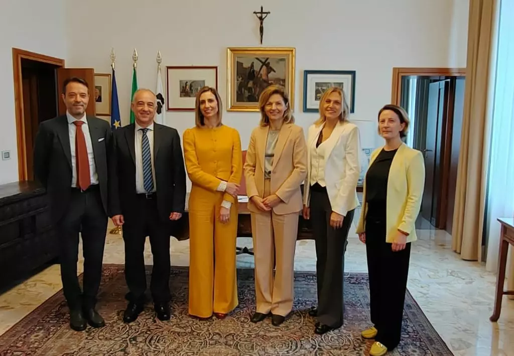 Sardegna, Manca riceve l’ambasciatrice della Lituania in Italia