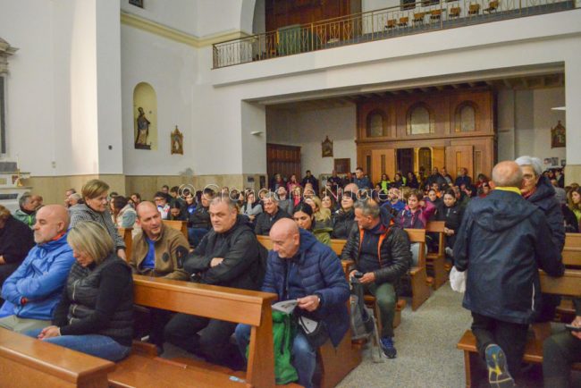 San Francesco, fedeli al Rosario (foto Nieddu)