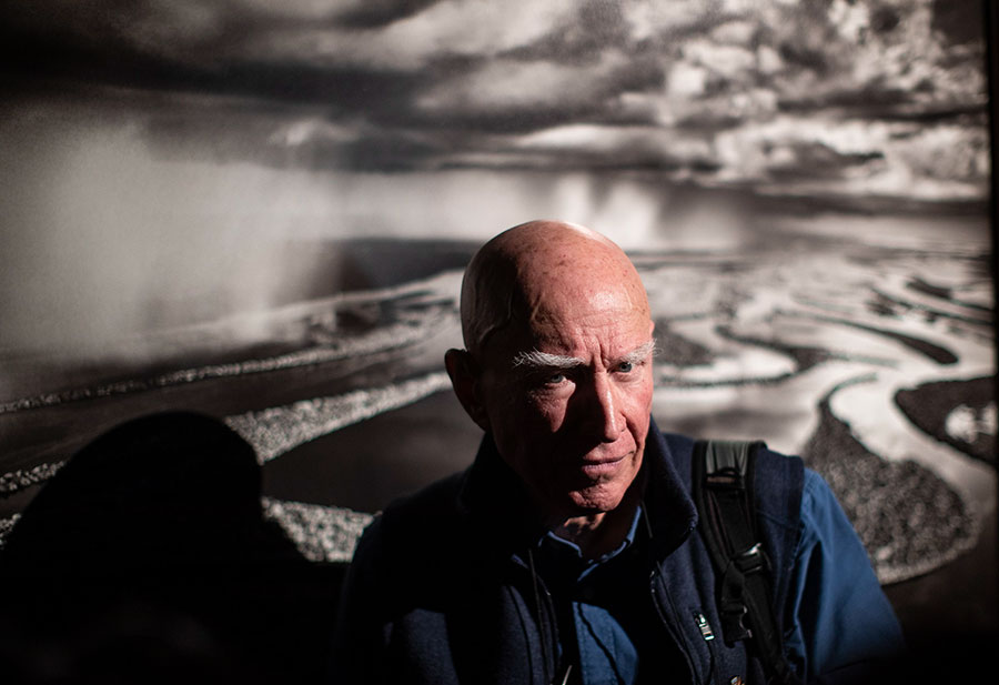 È morto Sebastião Salgado, il fotografo dell’anima della Terra, aveva 81 anni
