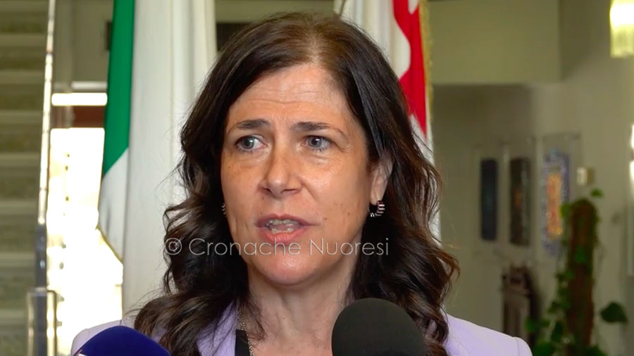 Todde sfida l’Opposizione: “Non mi dimetto, Maggioranza coesa, stato di diritto da difendere”