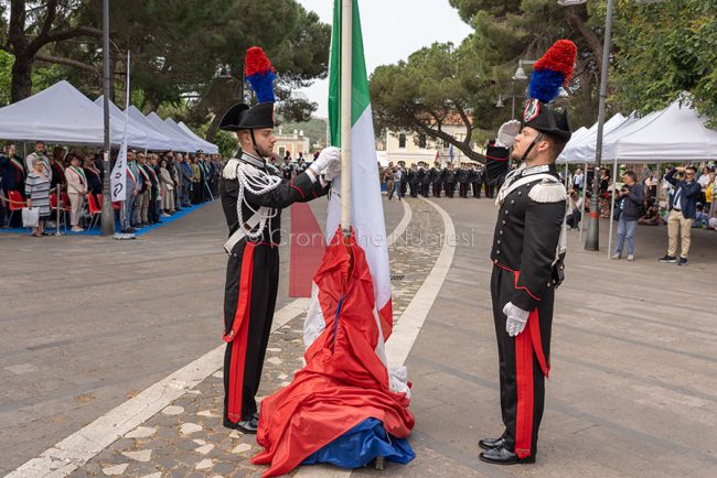 Cerimonia dell'alzabandiera (foto S.Novellu)