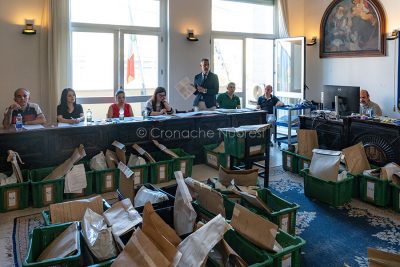 Commissione elettorale al lavoro (foto S.Novellu)