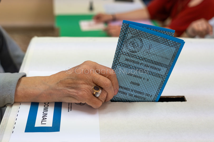 Nuoro al voto. Urne aperte dalle 7 del mattino: 29 mila elettori chiamati al voto