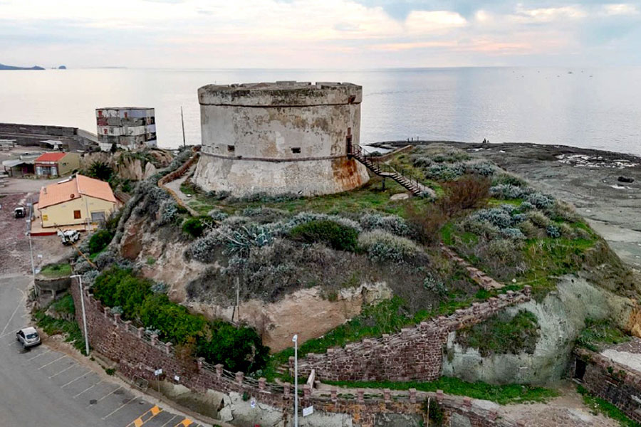La Torre Aragonese di Bosa Marina tornerà a splendere; via libera ai lavori di recupero