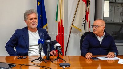 L'assessore Armando Bartolazzi durante la riunione