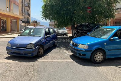 Le due auto dopo l'incidente