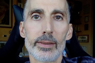Lo scrittore Daniele Pieroni