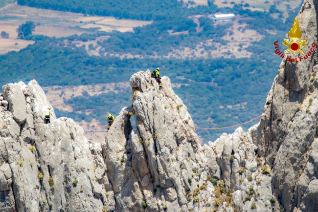 Oliena, esercitazione dei vigili del fuoco 