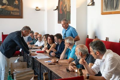 Verifica dei dati elettorali (foto S.Novellu)