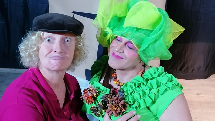 Risate assicurate a Guasila: i Barbariciridicoli portano in scena “Tottoni Braghetta”