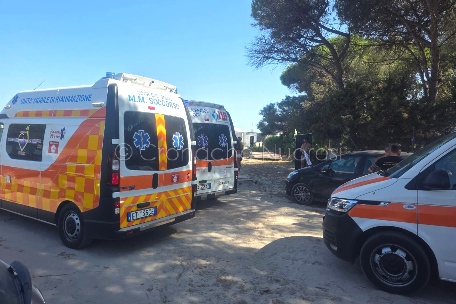 Tragedia sfiorata a Sa Prama. Quattro persone rischiano di annegare: salvate in extremis