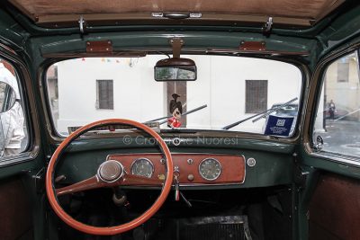 L'interno di una Fiat 500 (foto S.Novellu)