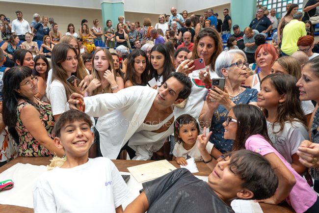 Mamhood tra i suoi fans (foto S.Novellu)