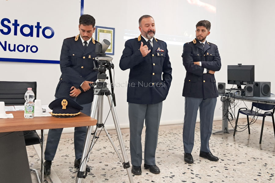 Polizia di Nuoro con gli anziani. Il vice-questore Pisanu: «Diffidate dagli sconosciuti e denunciate».