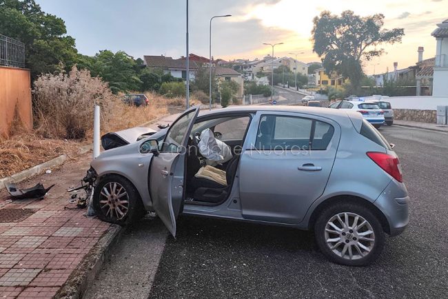 La Opel dopo l'incidente