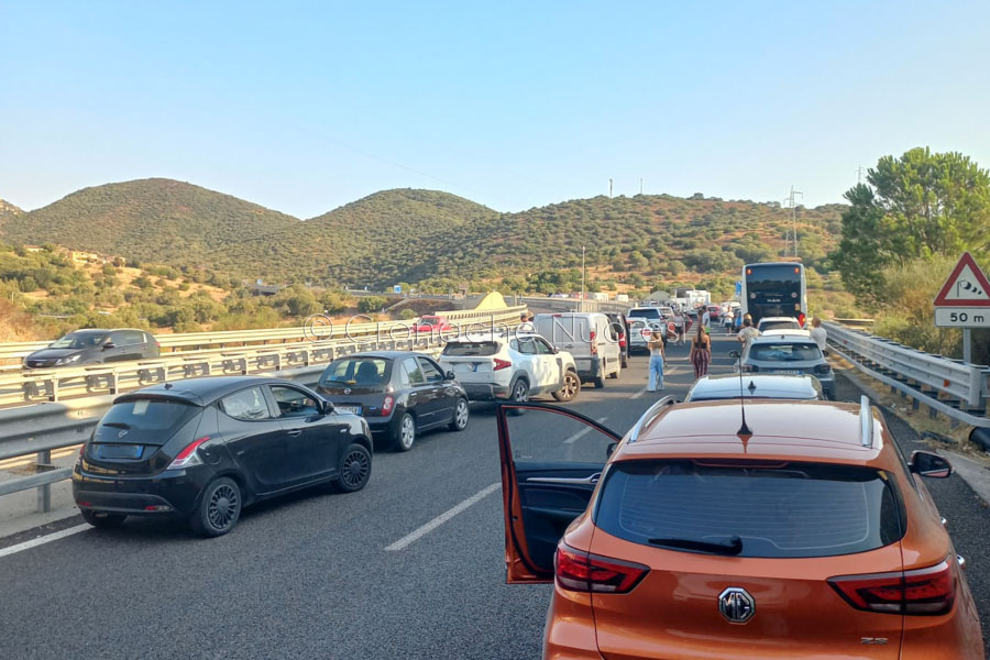 Nuoro. Riaperta la galleria di Pratosardo e sospesi i cantieri per agevolare il traffico estivo verso la costa