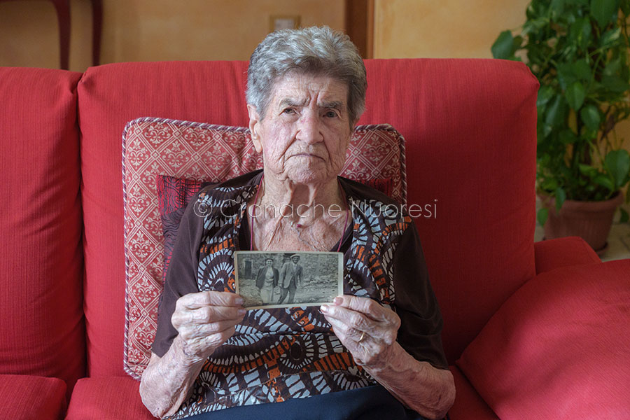 Festa grande a Scano per i cento anni di tia Tottoia Trogu – VIDEO