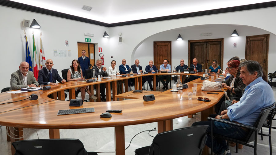 Sanità Sarda: “O insieme, o niente”  firmato un accordo storico tra Regione e sindacati