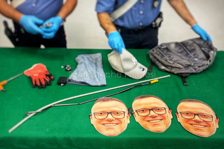 “Non Dirgli Mai!” Ladro mascherato da Gigi D’Alessio per i suoi colpi, ma il ‘trucco’ non funziona: 26enne in manette