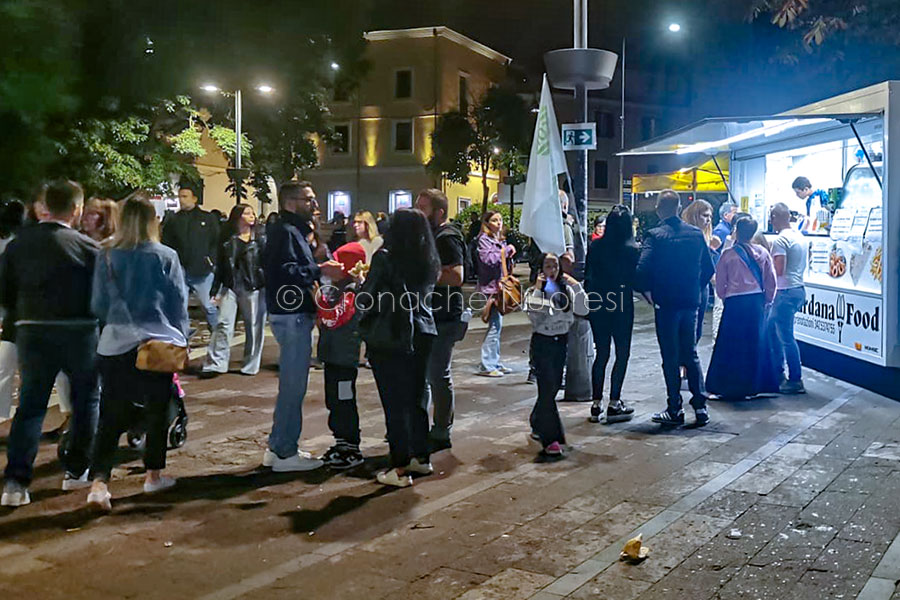 Nuoro. La pioggia non frena la Notte Bianca. Ora palla agli amministratori per il rilancio del centro storico