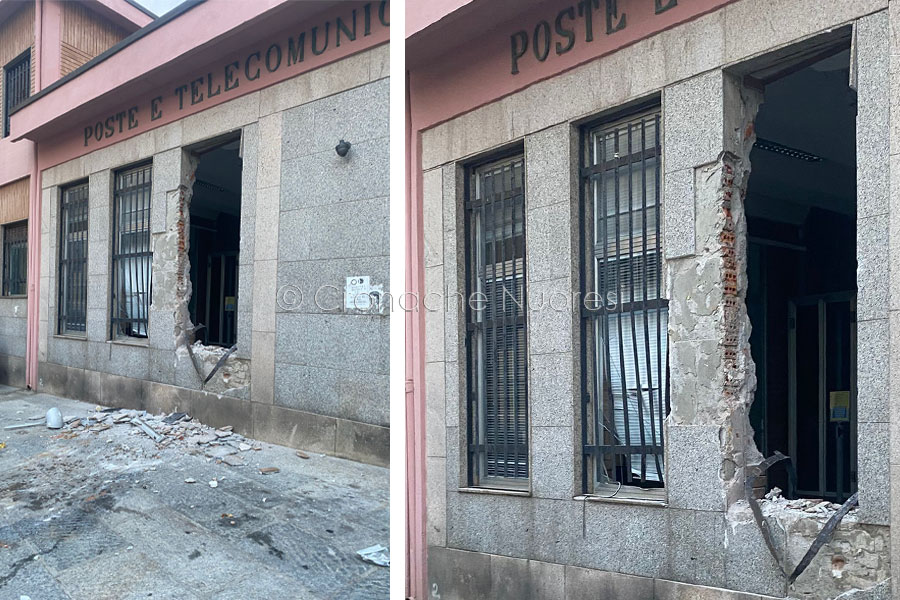 Bitti, assalto con la ruspa all’ufficio postale: sradicato il Postamat, resta solo un grande buco