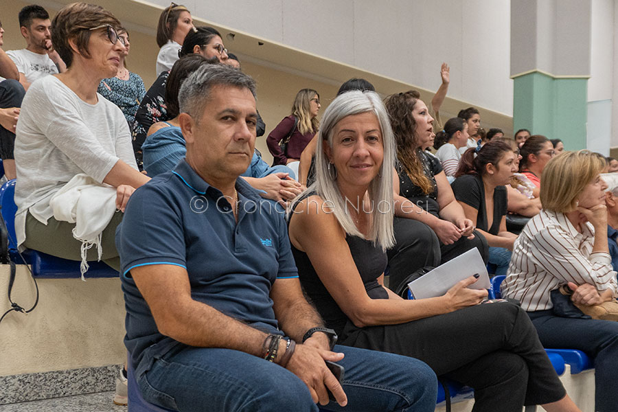 Orosei. La Minoranza attacca: “Pagina Facebook del Comune di parte e poco trasparente”  