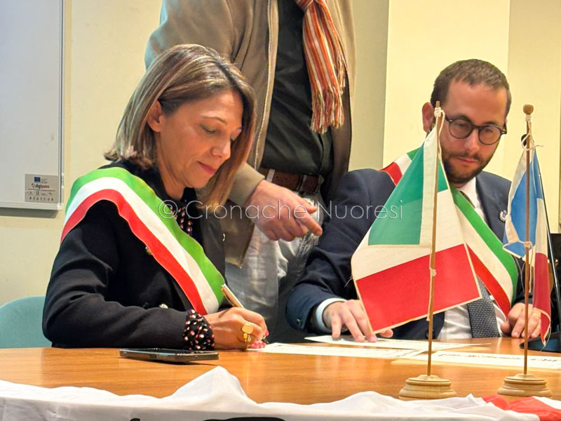 Gemellaggi a Marsciano. Riflettori su Tremblay-en-France e Orosei: rinnovato il patto di amicizia e scambio