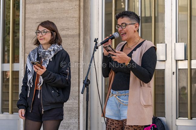 L'intervento delle Istravanadas (foto S.Novellu)