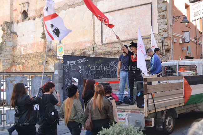 Nuoro, manifestazione studentesca (foto F.Nieddu)