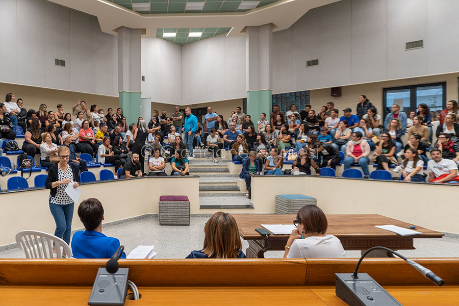 Mensa scolastica  a Orosei. Tariffe sospese: tregua di 15 giorni tra genitori e Comune  