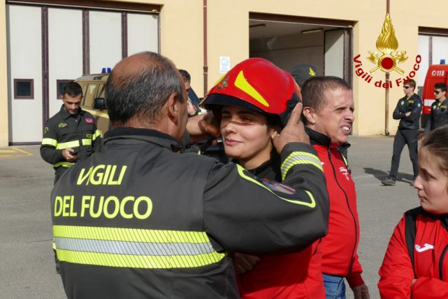 Giovani con disabilita' ospiti dei vigili del fuoco
