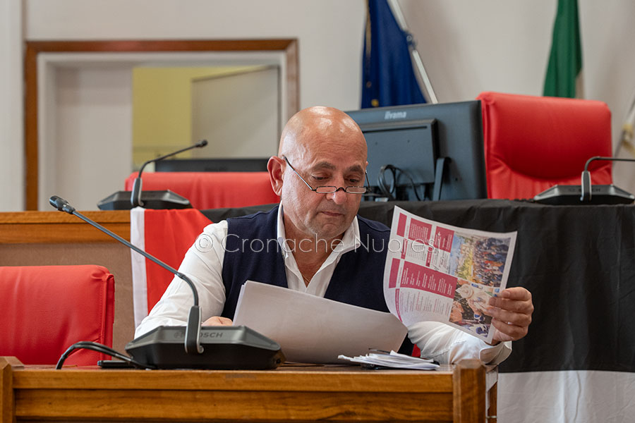 Stop alle 21 e 22: rispettati gli orari di somministrazione bevande per “Màstros in Nùgoro”