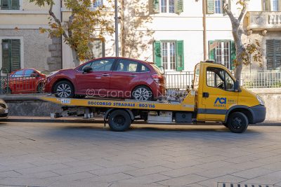 L'auto dopo l'incidente (foto S.Novellu)