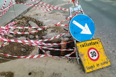 Lavori alla rete idrica di Abbanoa (foto S-Novellu)