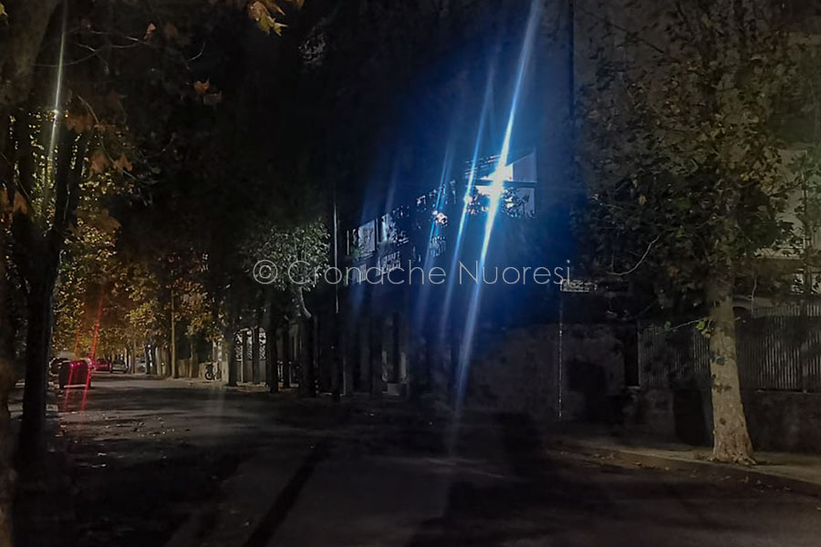 Buio e pericolo. La denuncia : “A Nuoro la sicurezza dei cittadini è tradita”