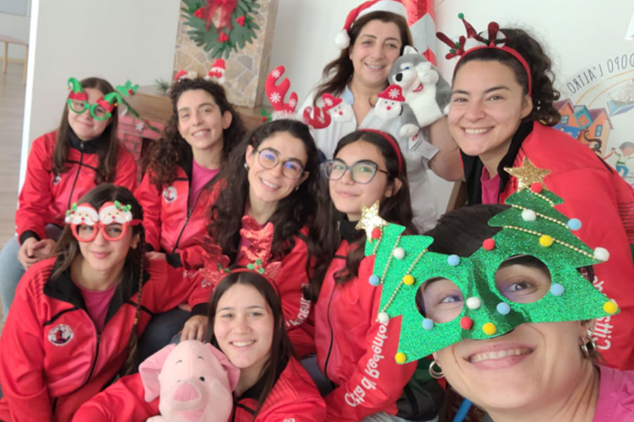 Nuoro. Il Natale magico delle Janas: sorrisi e doni per i piccoli pazienti del San Francesco