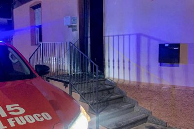 L'ufficio andato a fuoco a Siniscola